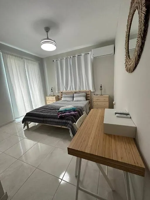 Lovely Beach House In Playa Sardinera Hatillo