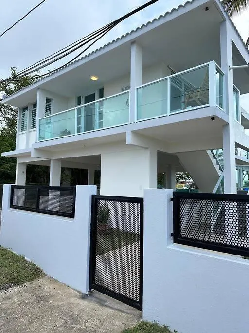 Lovely Beach House In Playa Sardinera Hatillo Puerto Rico